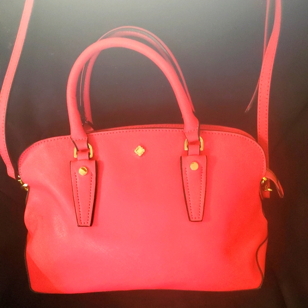 A vibrant,  EUC bright coral Crown n Ivy Satchel. ADDED BONUS, MATCHING WALLET!